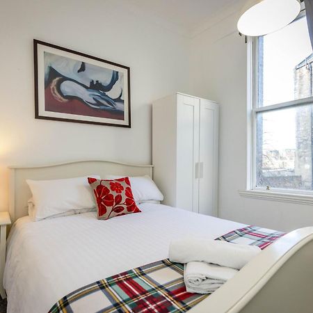 Traditional 3 Bedroom Quiet Duplex Flat By High St, Trams And Buses - Just 1-5 Miles To Centre Edimburgo Exterior foto